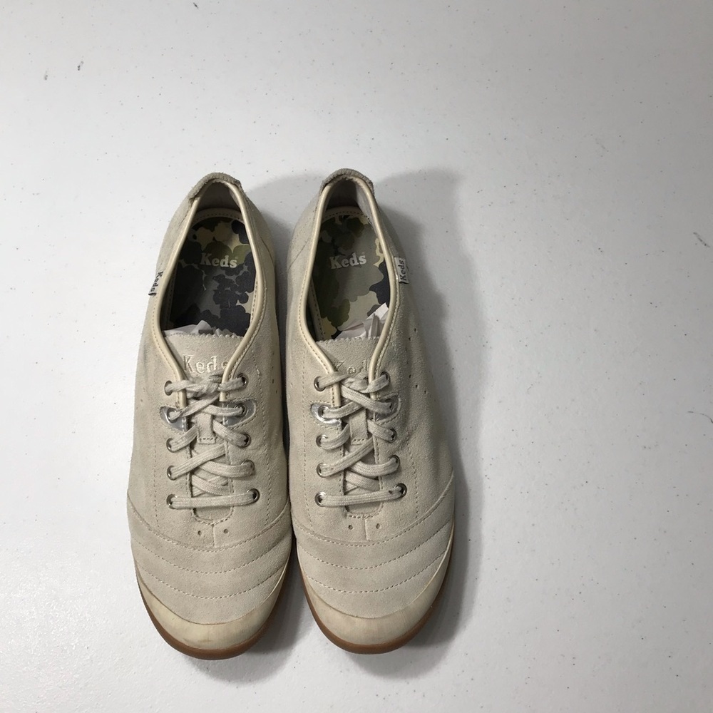 Keds Womens Beige Suede Sneakers Camouflage lining Size 10M SB-03